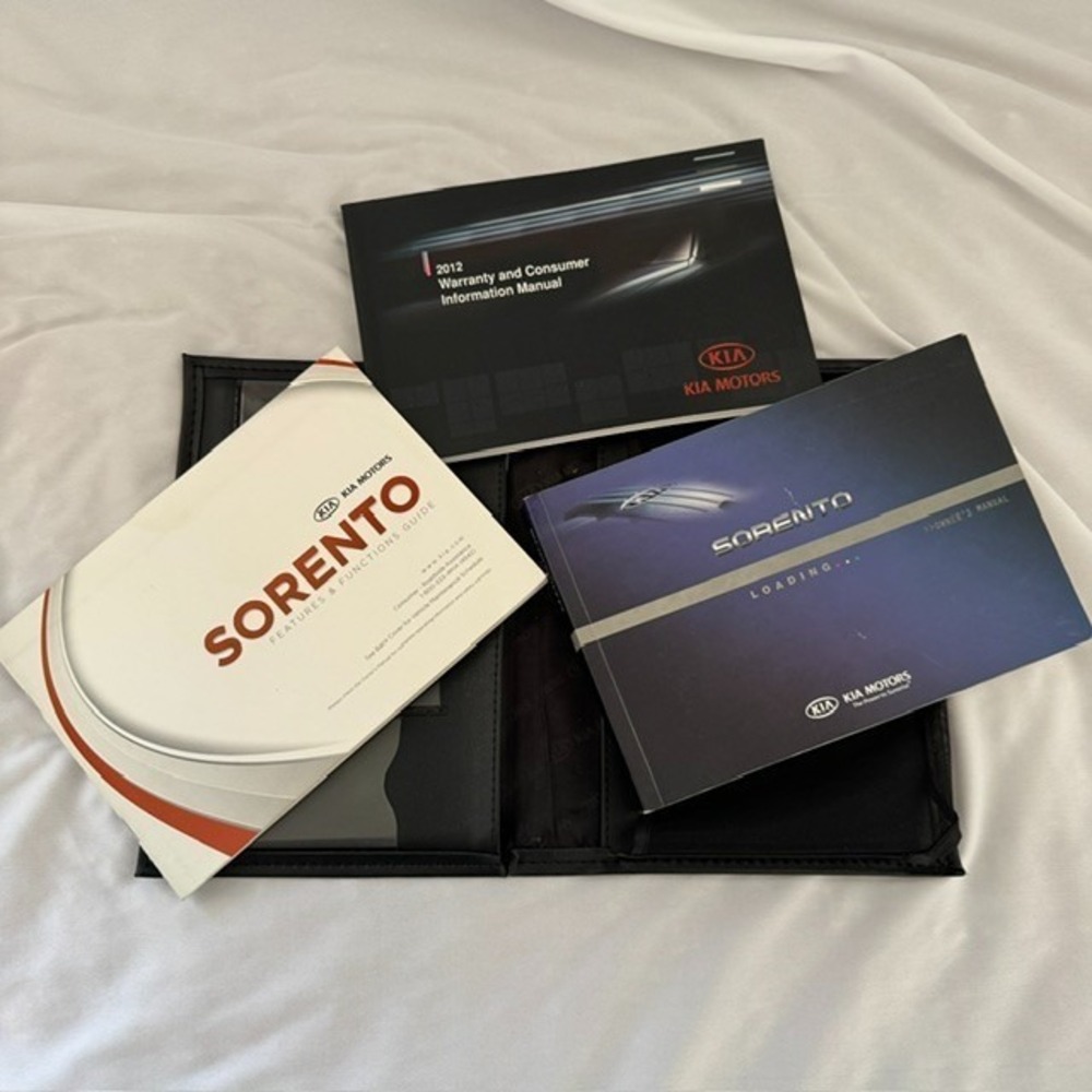 2012 Kia Sorento User's Owner's Manual Pack Instructions Books with Wallet Case